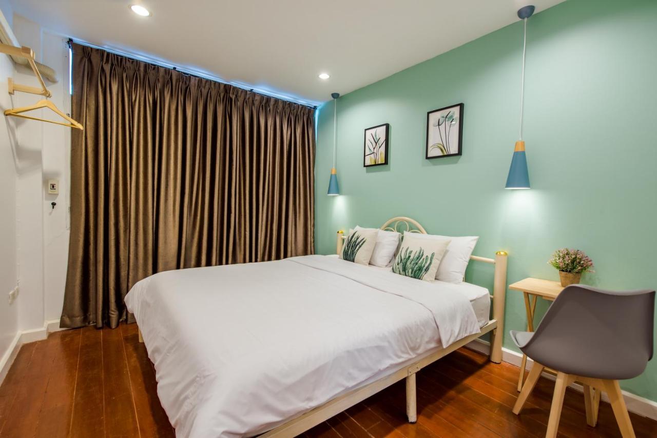 White Beach House Hua Hin 20 Second To The Beach Exterior foto